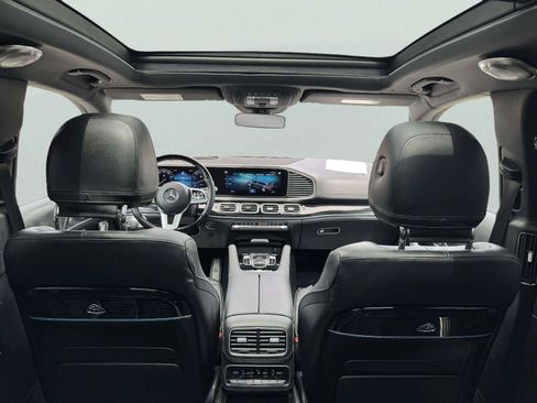 Used 2022 Mercedes-Benz Maybach GLS 600 4MATIC image 81
