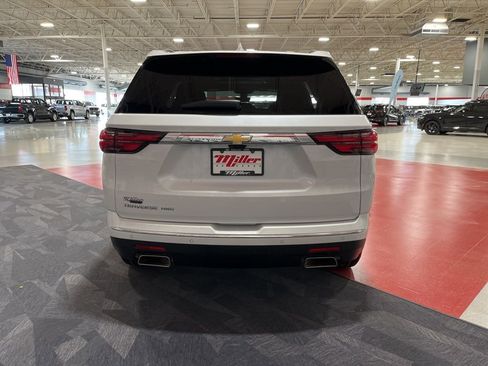 Used 2023 Chevrolet Traverse High Country AWD/4WD image 4