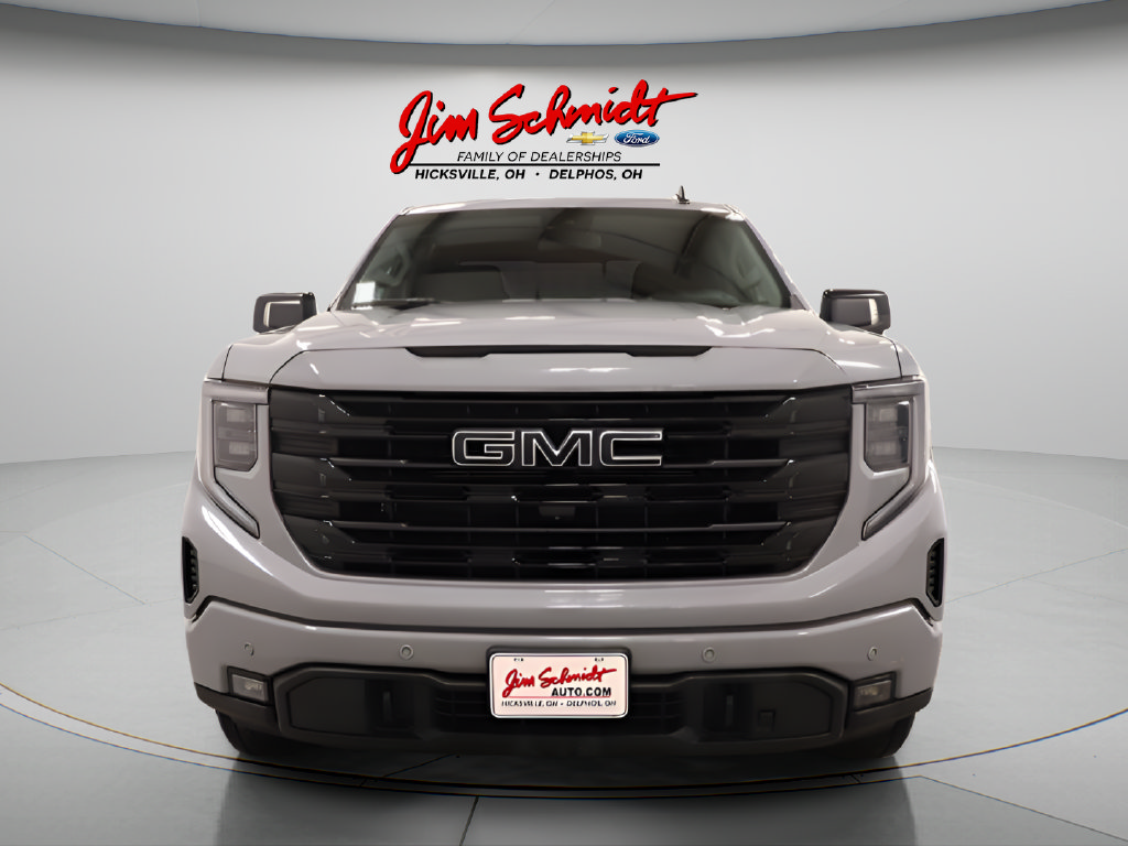 Used 2024 GMC Sierra 1500 Elevation w/ Elevation Premium Package AWD/4WD image 2