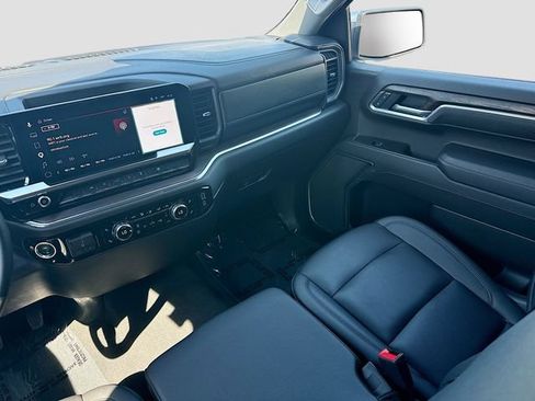 Used 2025 GMC Sierra 1500 SLT AWD/4WD image 23