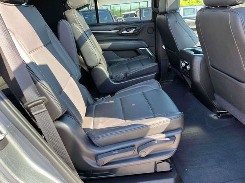 Used 2021 GMC Yukon Denali AWD/4WD image 10