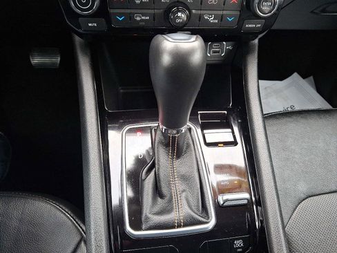 Used 2022 Jeep Compass Limited image 14