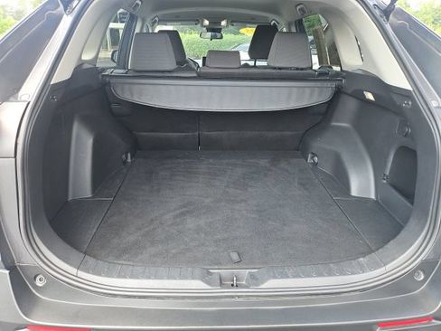 Used 2025 Toyota RAV4 XLE AWD/4WD image 13