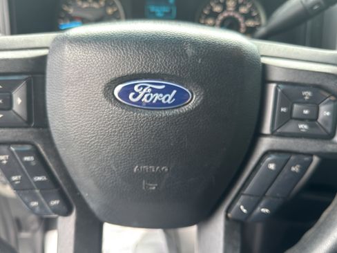 Used 2018 Ford F150 XLT RWD image 13