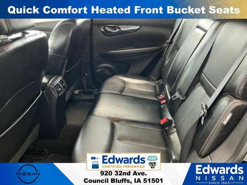 Used 2022 Nissan Rogue Sport SL AWD/4WD image 14