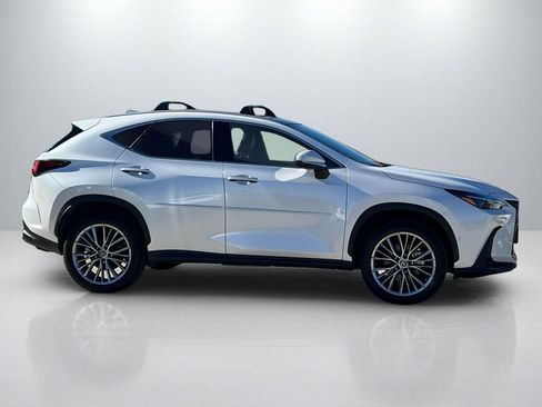 Used 2023 Lexus NX 350h AWD w/ Vision Package image 4