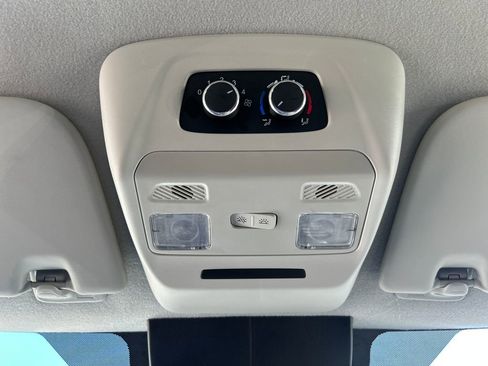 Used 2024 Ford Transit 350 XLT RWD image 18