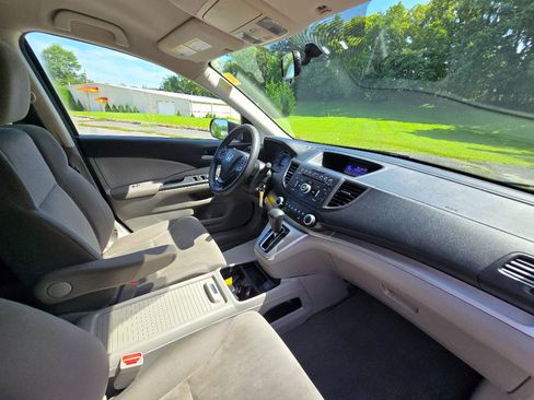 Used 2014 Honda CR-V LX image 23