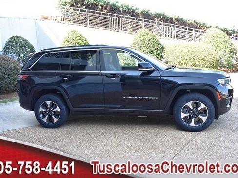 Used 2024 Jeep Grand Cherokee Limited 4xe AWD/4WD image 14