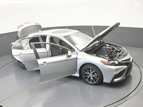 Used 2024 Toyota Camry SE w/ Convenience Package FWD image 65