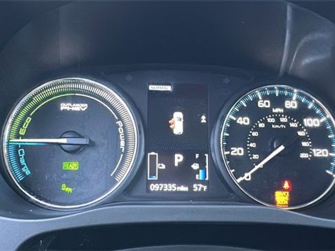 Used 2018 Mitsubishi Outlander SEL image 19