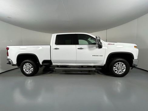 Used 2023 Chevrolet Silverado 2500 LTZ w/ LTZ Convenience Package AWD/4WD image 8