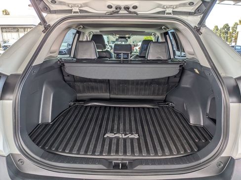 Used 2023 Toyota RAV4 XLE Premium AWD/4WD image 31