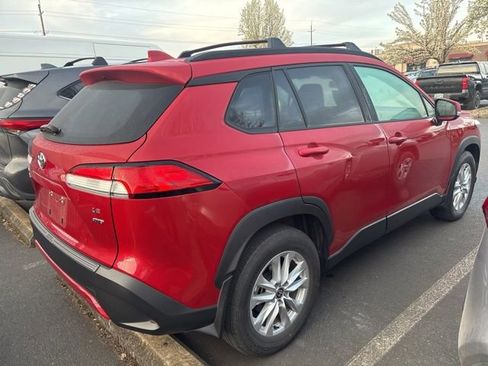 Certified 2023 Toyota Corolla Cross LE image 2