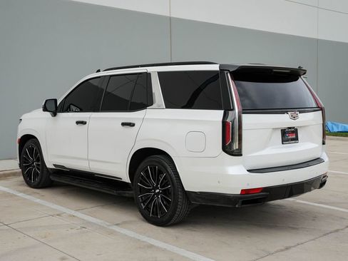 Used 2021 Cadillac Escalade Premium Luxury w/ Driver Assist Tech Package AWD/4WD image 5