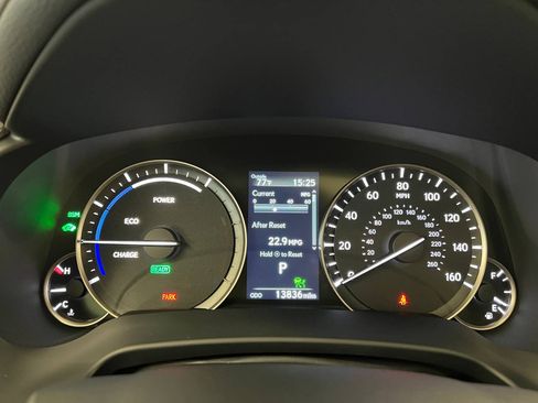 Used 2022 Lexus RX 450h AWD w/ Luxury Package image 16