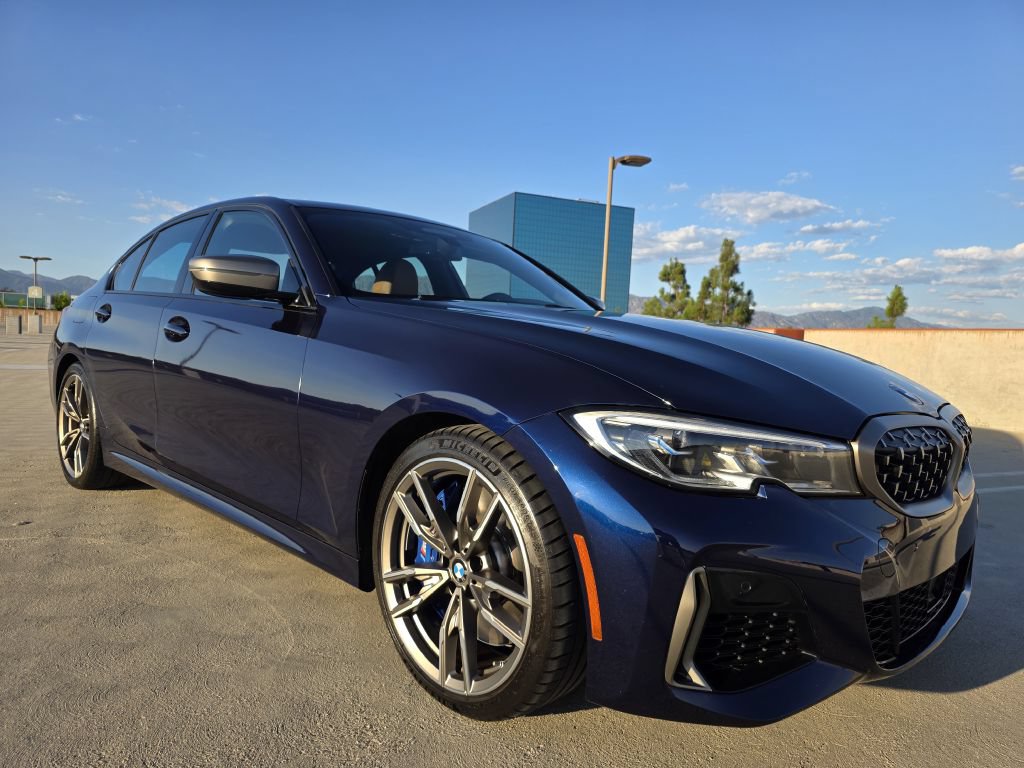 Used 2022 BMW M340i RWD image 5