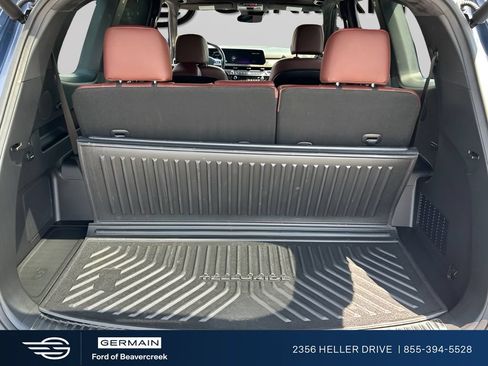 Used 2025 Kia Telluride SX Prestige AWD/4WD image 27
