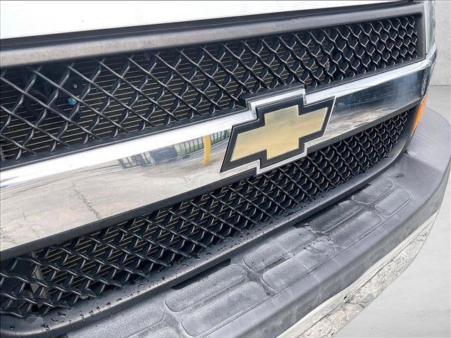 Used 2018 Chevrolet Express 3500 LT w/ LT Preferred Equipment Group RWD image 28