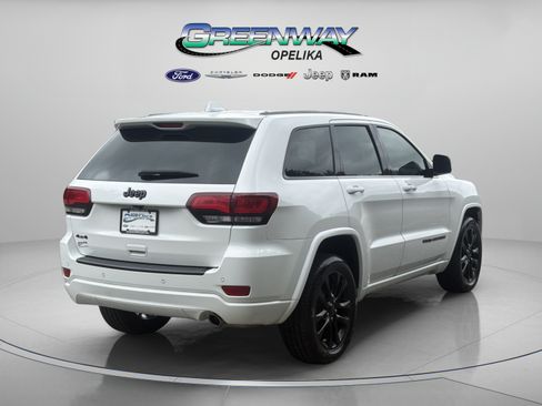 Used 2021 Jeep Grand Cherokee Laredo X AWD/4WD image 8