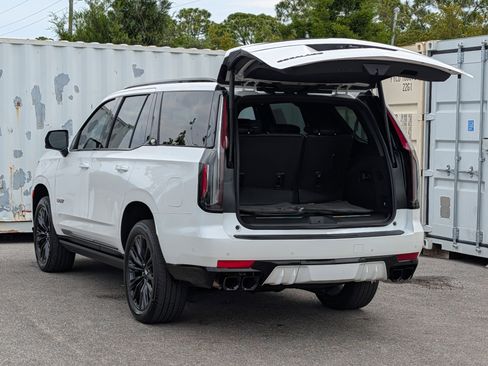 Used 2024 Cadillac Escalade V w/ LPO, ONYX Package AWD/4WD image 13