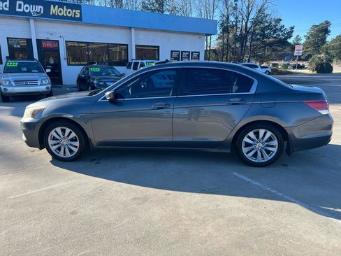 Used 2011 Honda Accord EX-L image 9