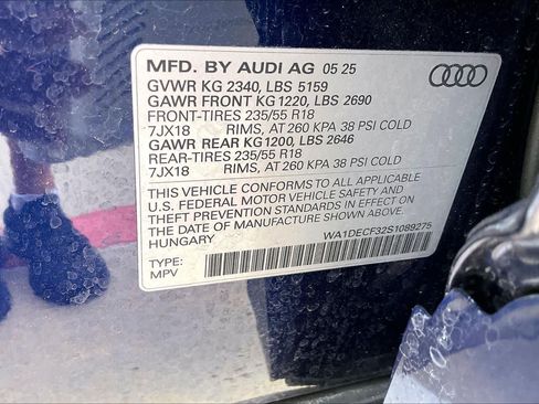 Certified 2025 Audi Q3 2.0T Premium w/ Convenience Package AWD/4WD image 34