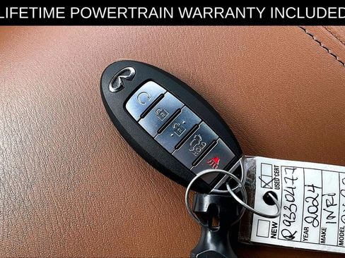 Used 2024 INFINITI QX80 Sensory w/ Cargo Package image 12