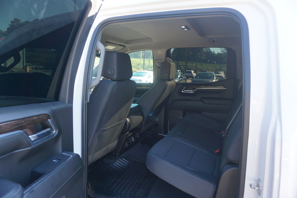 Used 2024 GMC Sierra 1500 SLE RWD image 14