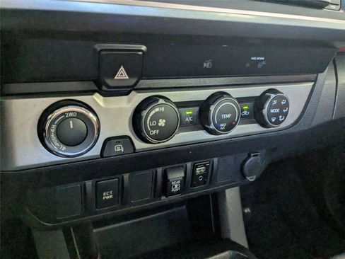 Used 2019 Toyota Tacoma SR5 image 23