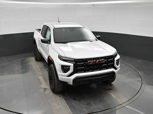 New 2026 GMC Canyon Elevation image 23