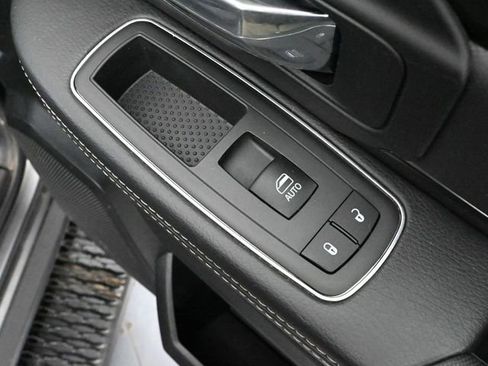 Used 2017 RAM 1500 Rebel w/ Luxury Group AWD/4WD image 43