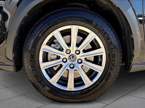 Used 2018 Lexus NX 300h AWD w/ Comfort Package image 10