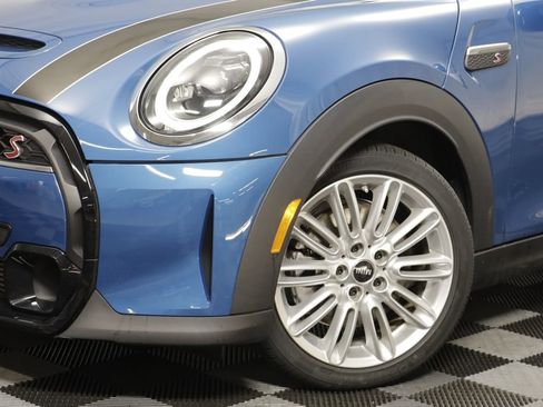 Certified 2023 MINI Cooper S FWD image 3