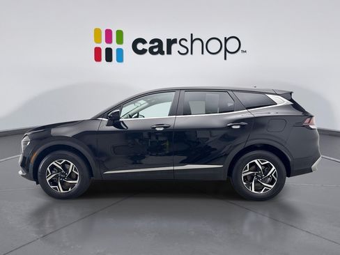 Used 2025 Kia Sportage LX AWD/4WD image 2