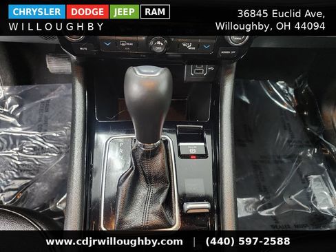 Used 2024 Jeep Compass Limited AWD/4WD image 21