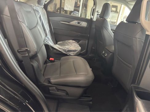 New 2026 Ford Explorer Active w/ Active Comfort Package image 29