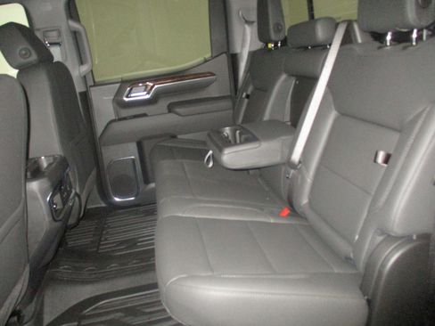 New 2026 GMC Sierra 1500 Elevation w/ Elevation Premium Package AWD/4WD image 20