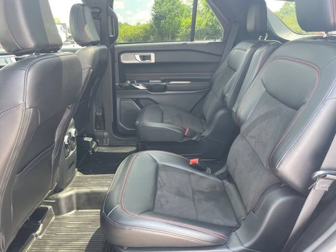 Certified 2024 Ford Explorer ST-Line w/ Class IV Trailer Tow Package AWD/4WD image 26