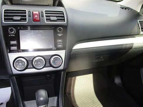 Used 2015 Subaru Impreza 2.0i Premium AWD/4WD image 15
