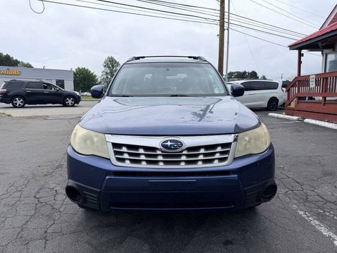 Used 2011 Subaru Forester 2.5X Premium AWD/4WD image 2
