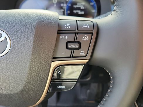 New 2026 Toyota Crown XLE image 19