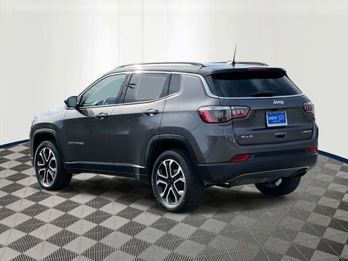 Used 2022 Jeep Compass Limited w/ Sun and Sound Group AWD/4WD image 4