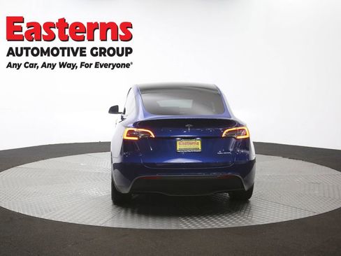Used 2021 Tesla Model Y Long Range AWD/4WD image 33