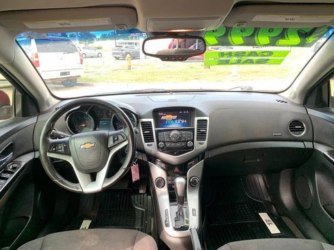 Used 2014 Chevrolet Cruze LT FWD image 9