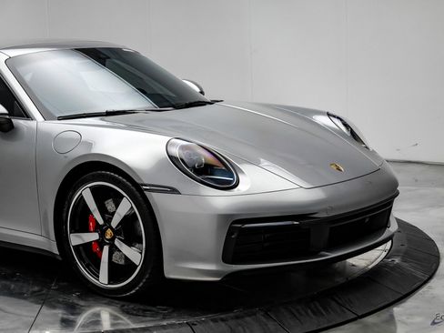 Used 2024 Porsche 911 Carrera S w/ Premium Package image 23