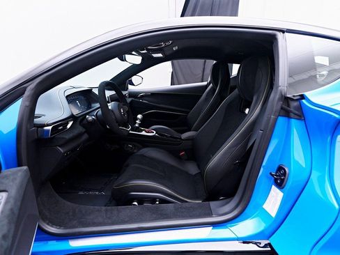 Used 2025 Lotus Emira RWD image 36