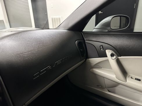 Used 2008 Chevrolet Corvette Convertible w/ Preferred Equipment Group image 55