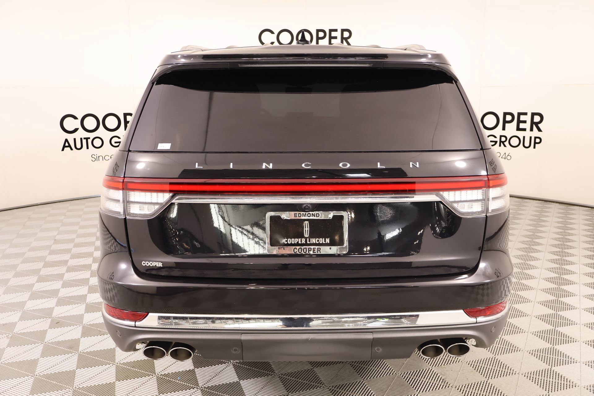 Used 2020 Lincoln Aviator Reserve w/ Equipment Group 202A AWD/4WD image 24