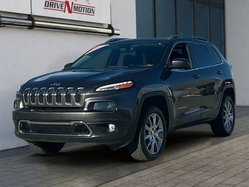 Used 2014 Jeep Cherokee Limited w/ Luxury Group image 6